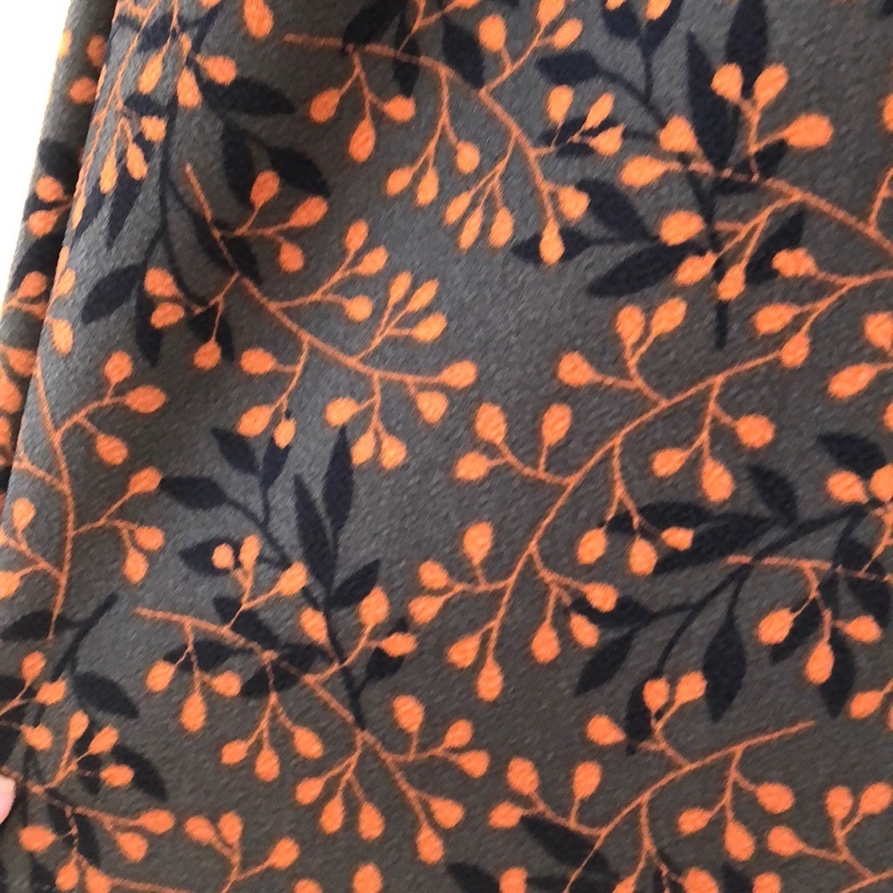 Lularoe Cassie - Picture 2 of 2